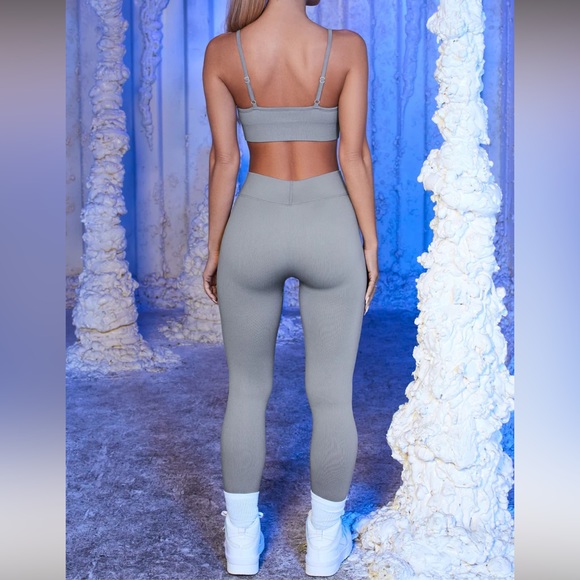 Bo and Tee seamless leggings size small - Picture 2 of 5